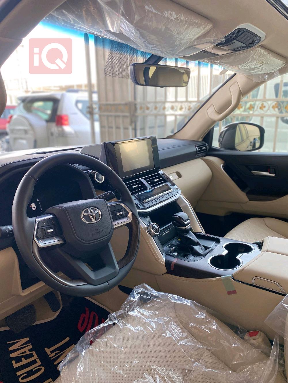 تويوتا لاندكروزر